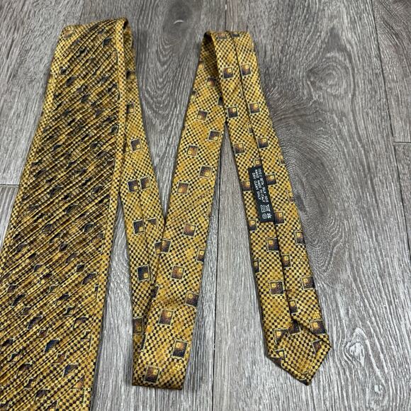 BRIONI TIE Geometric on Gold Brown Pleated Silk Necktie - Picture 5 of 10